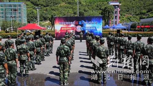 E13A7394_副本.jpg E13A7394_副本.jpg