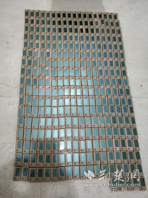 查獲的部分橡皮擦式作弊器.jpg 查獲的部分橡皮擦式作弊器.jpg